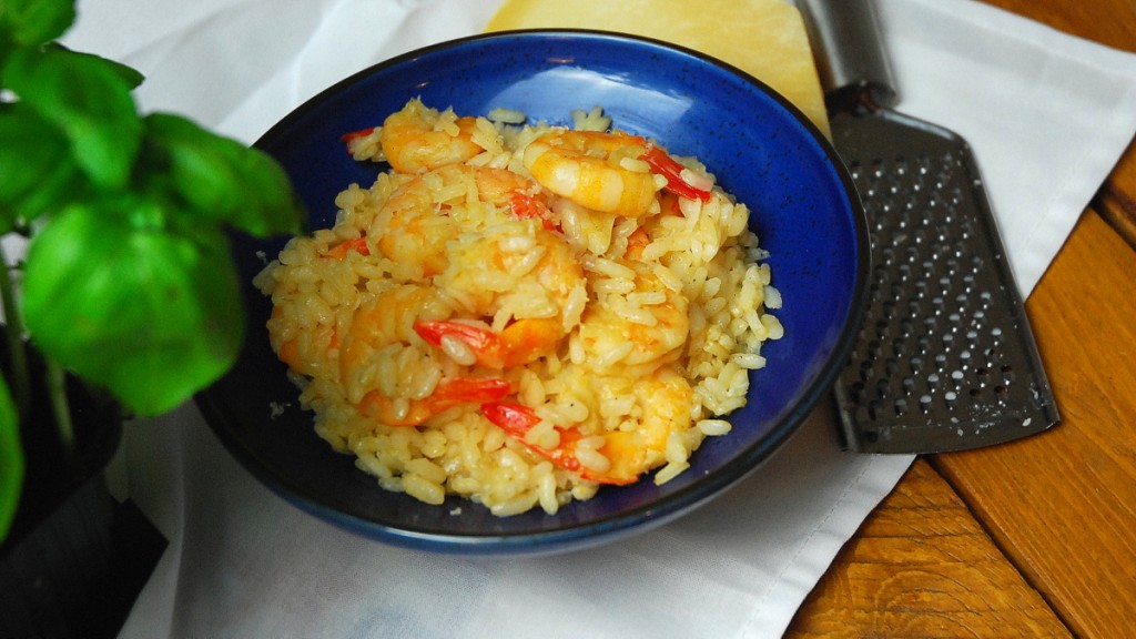 Pyszne maślane risotto z krewetkami w białym winie