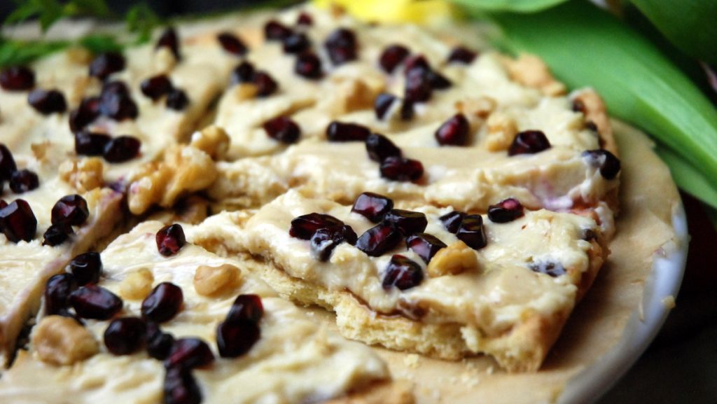 Mazurek z kremem tahini