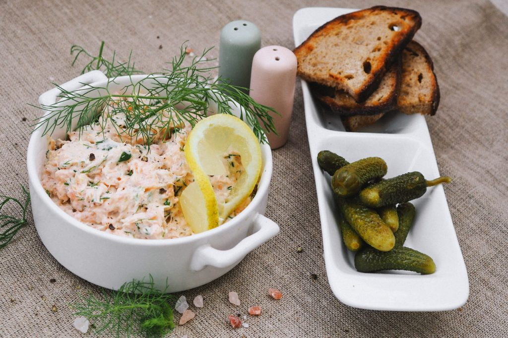 Rillettes z łososia